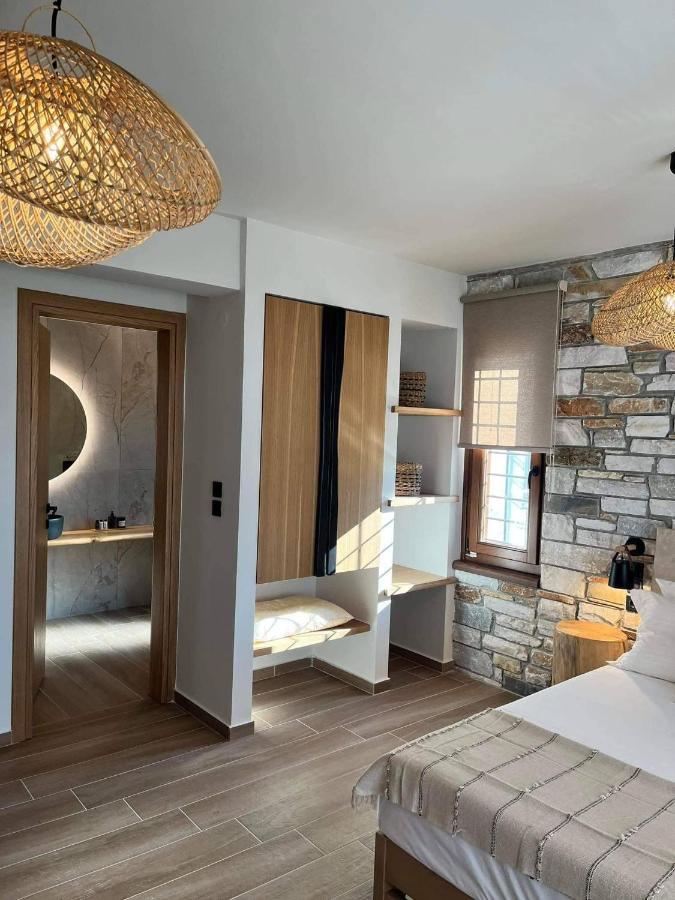 Peri Elxis Luxury Suites Mourésion エクステリア 写真